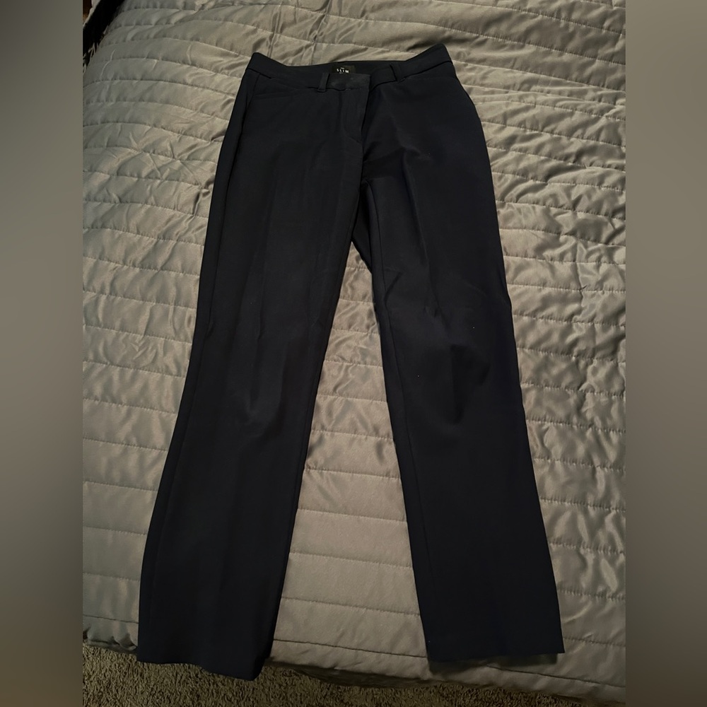 WHBM slim ankle pants black